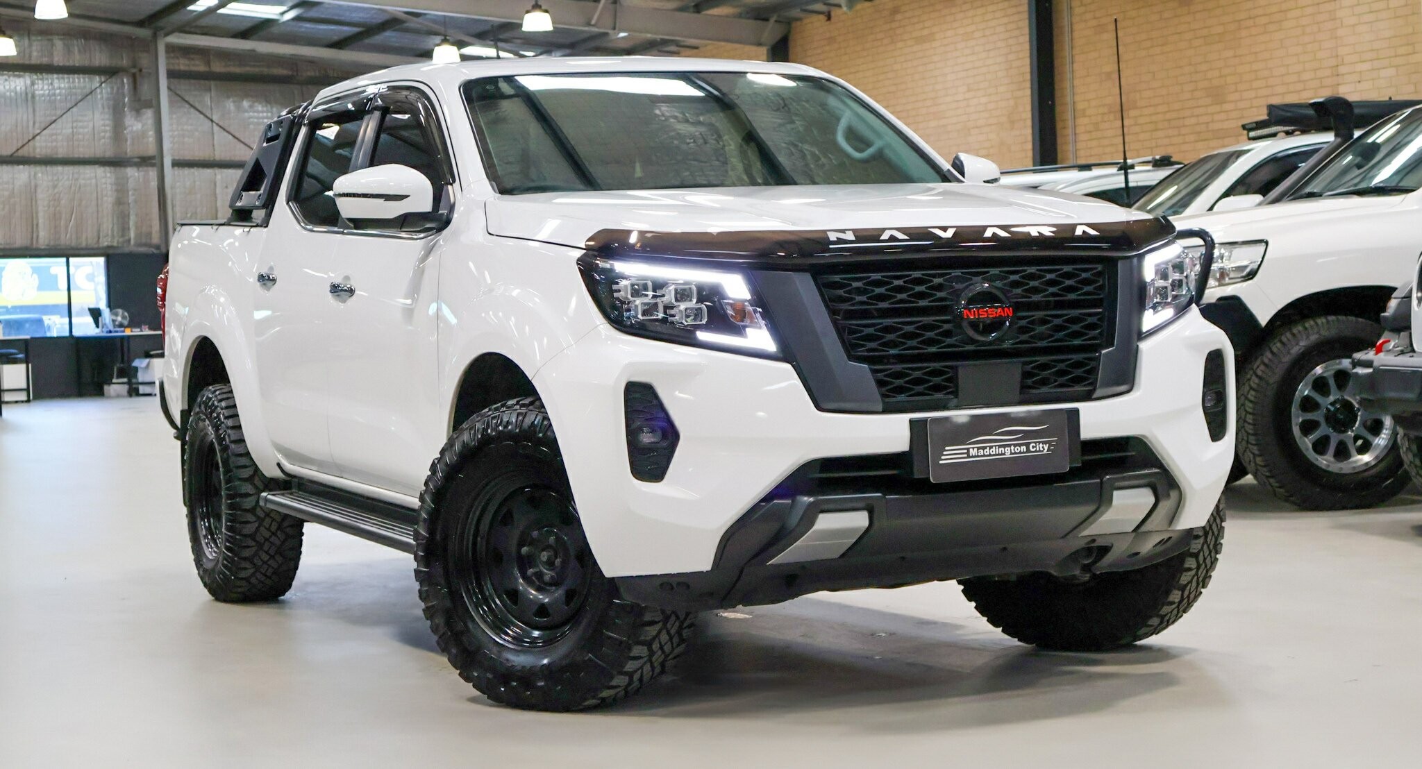 Nissan Navara image 1