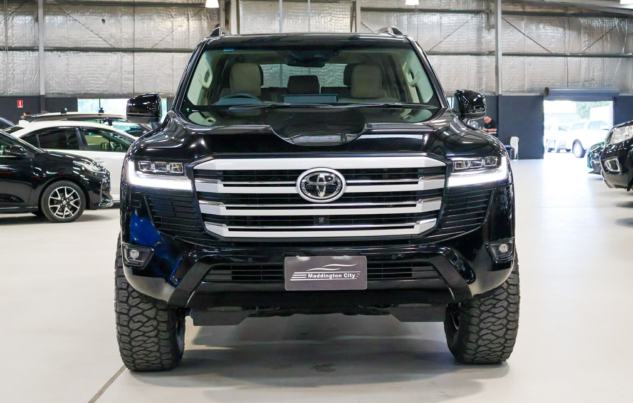 Toyota Landcruiser image 2