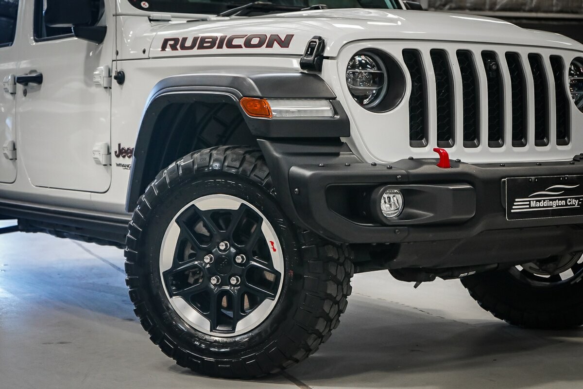 Jeep Wrangler image 2