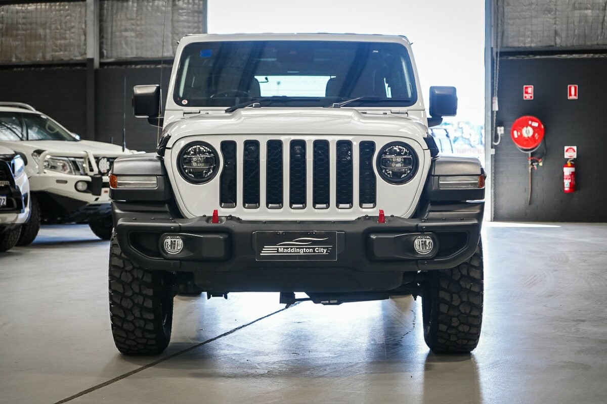 Jeep Wrangler image 3