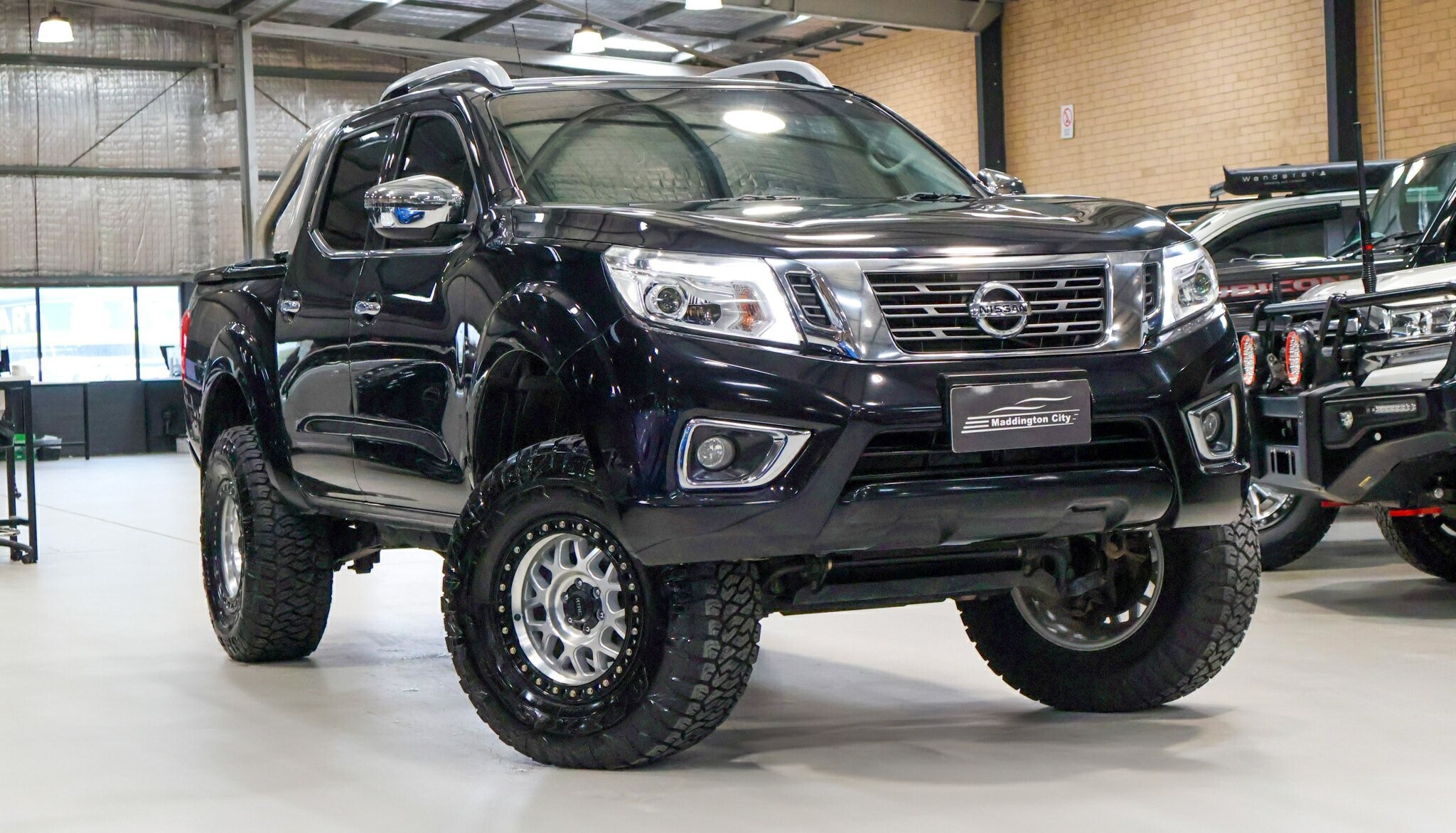 Nissan Navara image 1