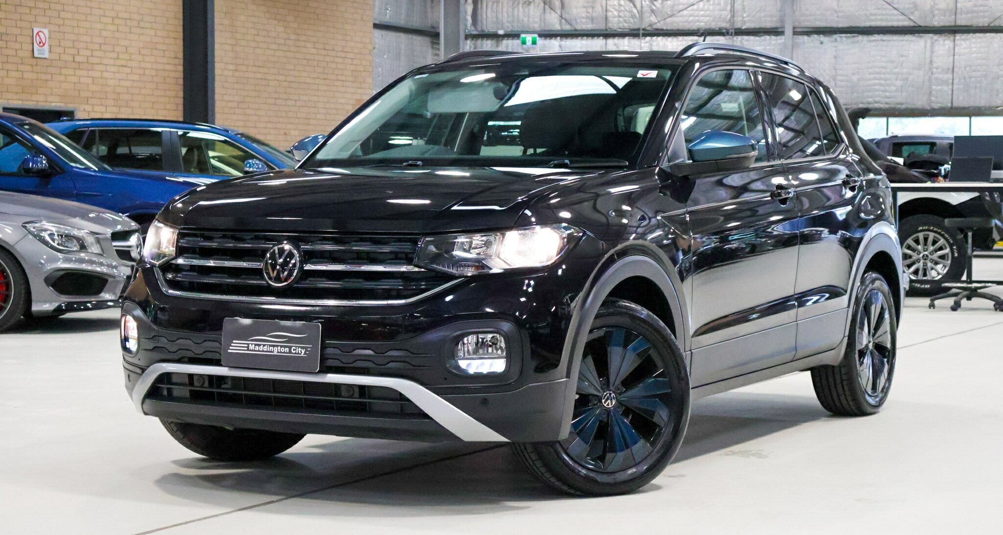 Volkswagen T-cross image 3