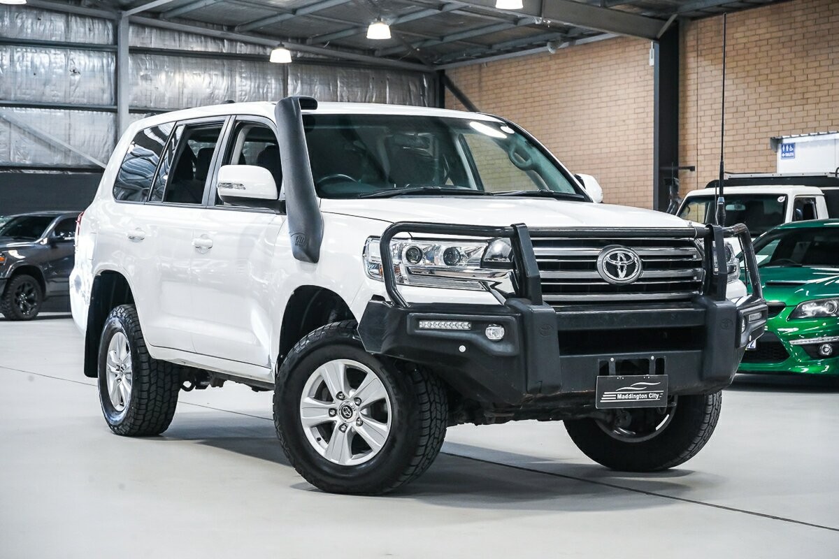 Toyota Landcruiser image 1