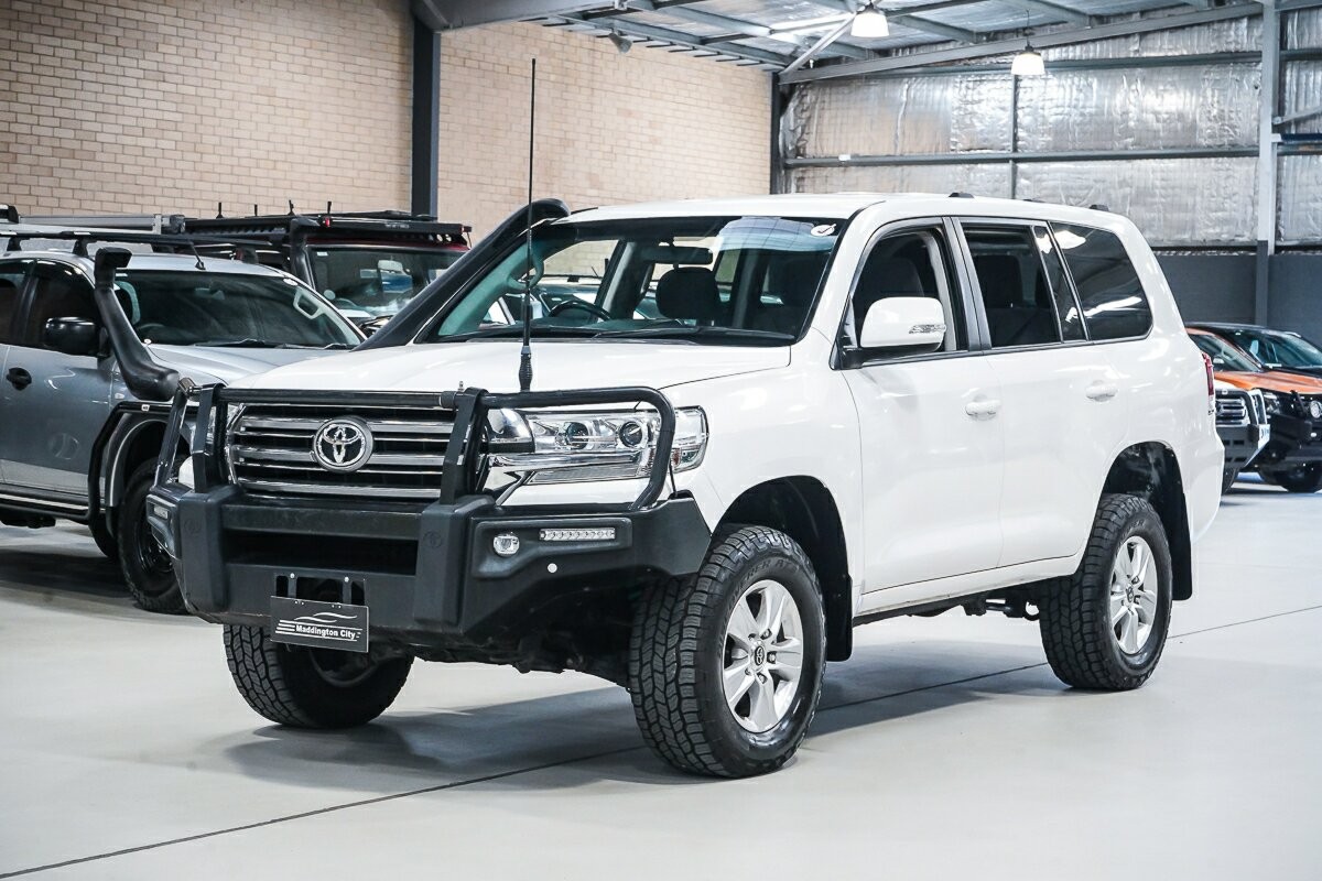 Toyota Landcruiser image 4