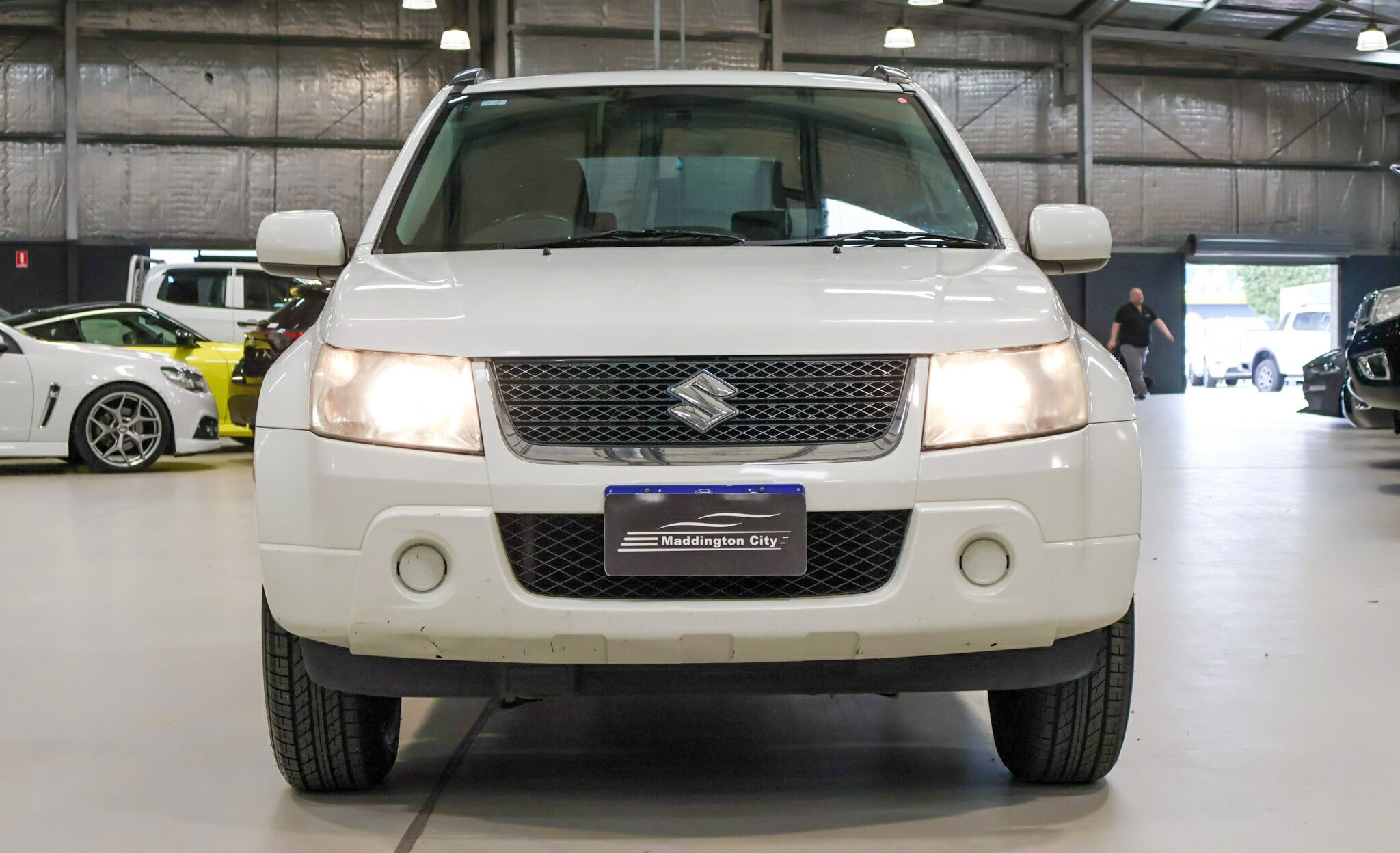 Suzuki Grand Vitara image 2