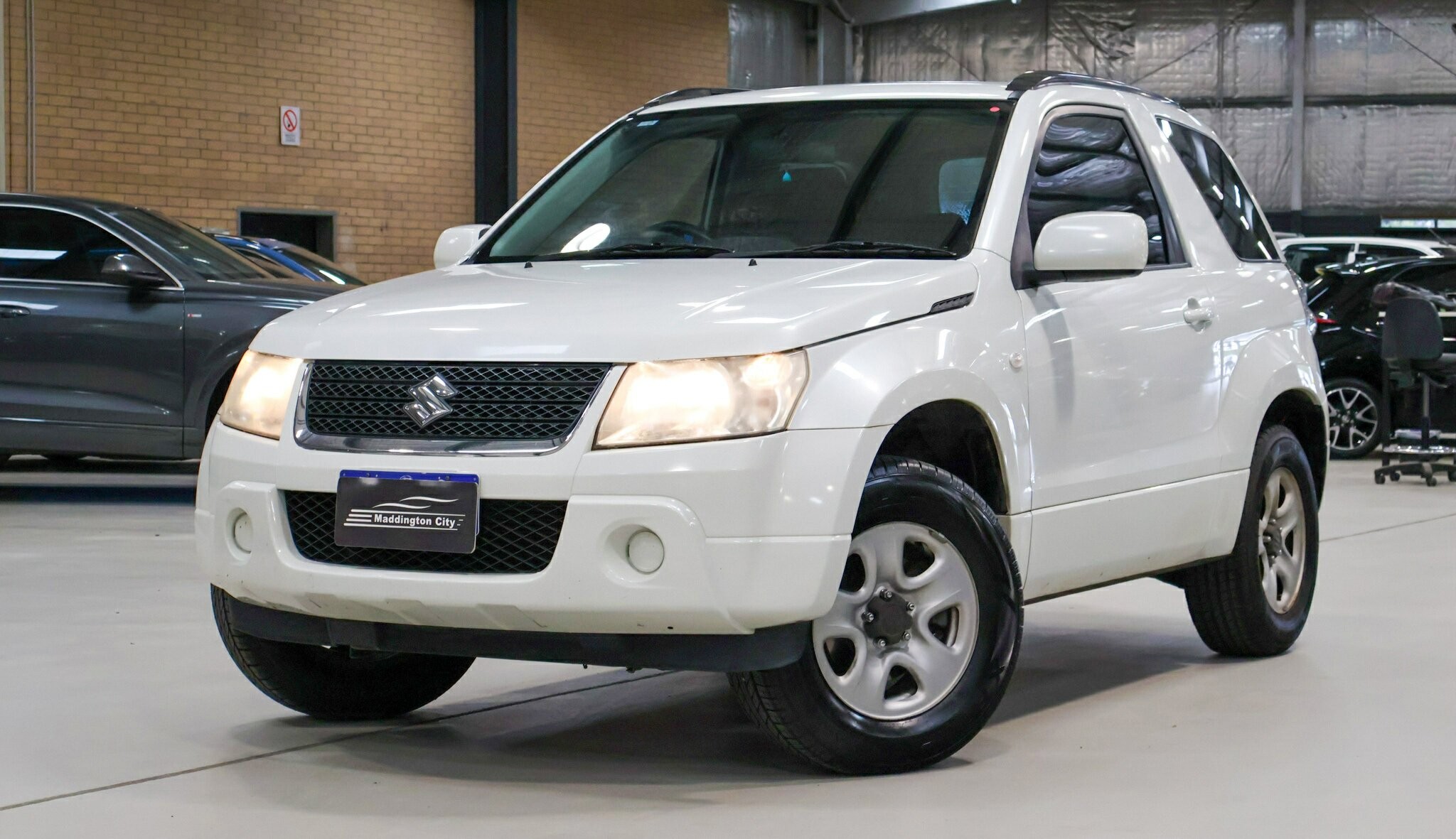 Suzuki Grand Vitara image 3