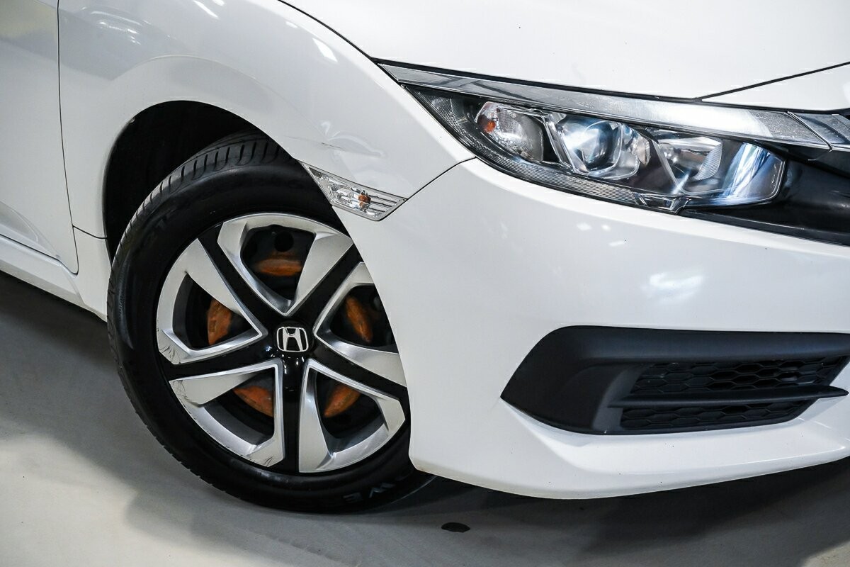 Honda Civic image 2