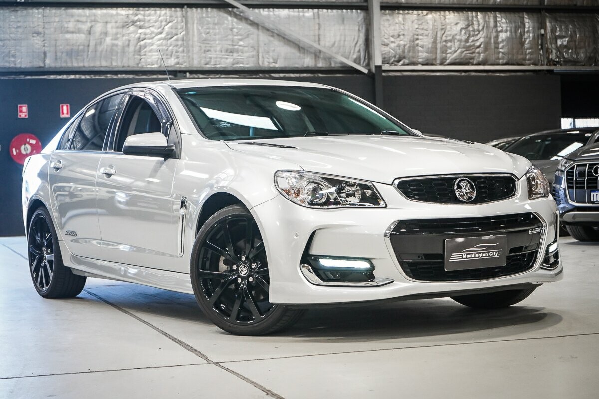 Holden Commodore image 1