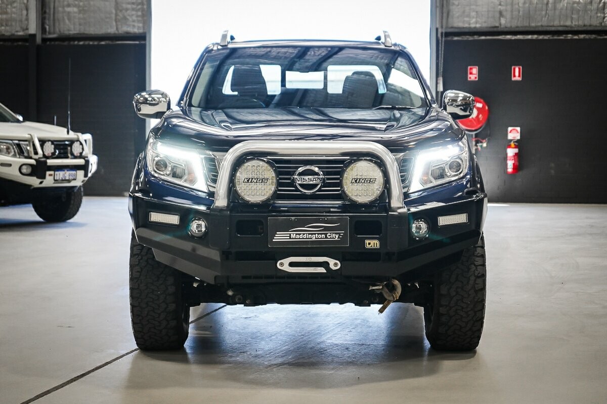 Nissan Navara image 3