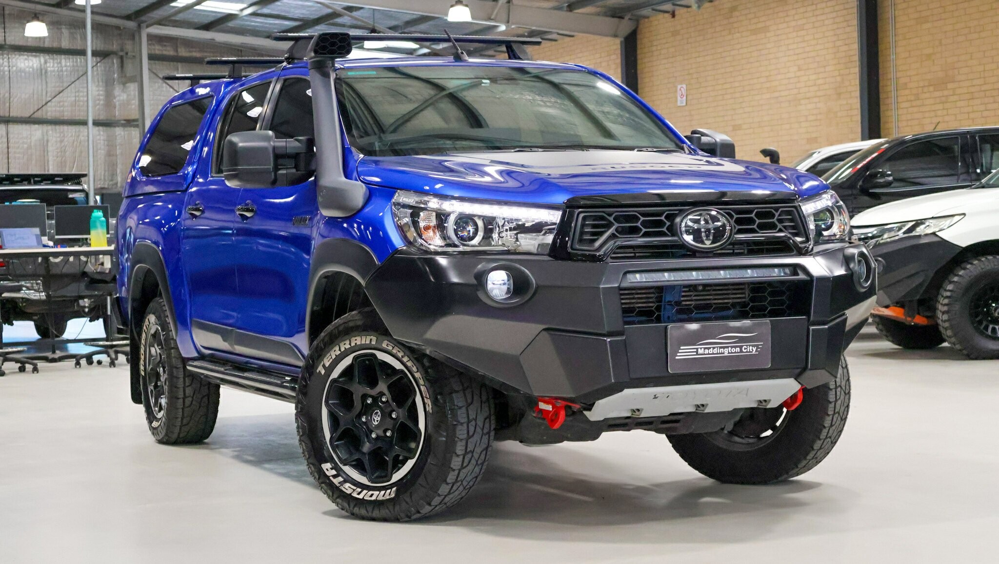 Toyota Hilux image 1