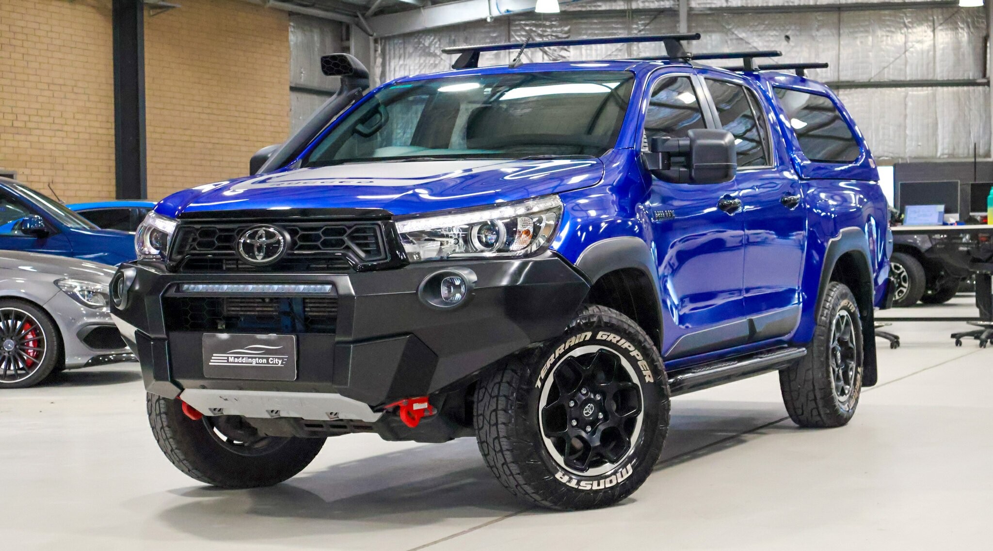 Toyota Hilux image 3