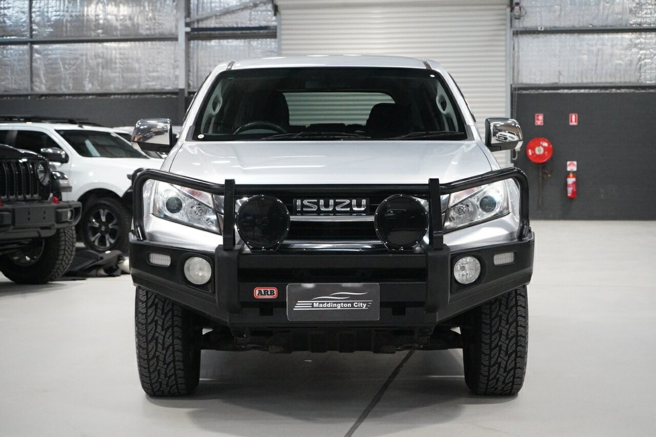 Isuzu Mu-x image 3