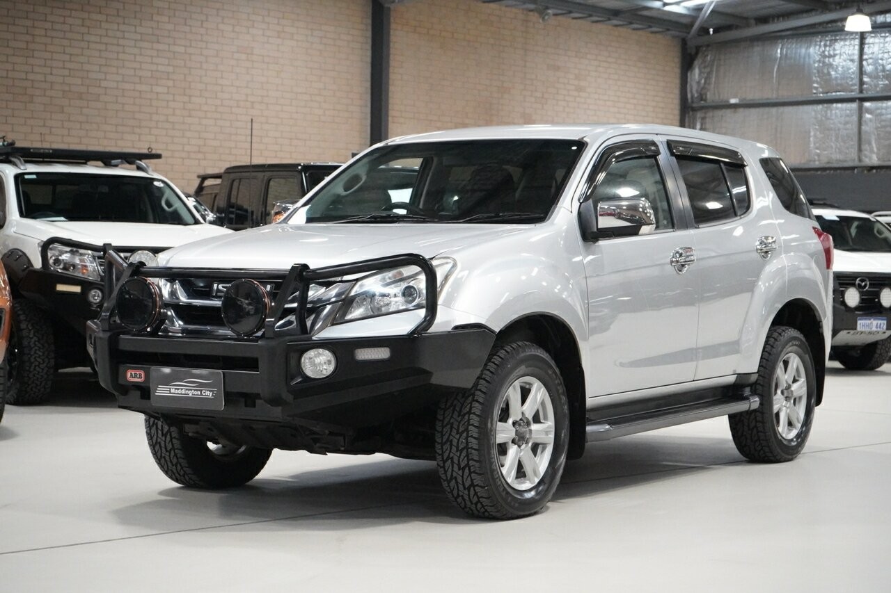 Isuzu Mu-x image 4