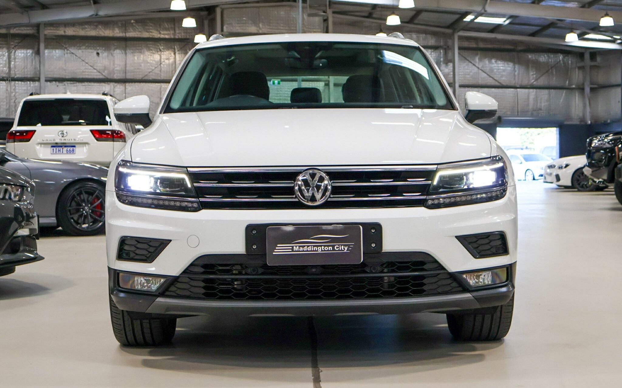 Volkswagen Tiguan image 2