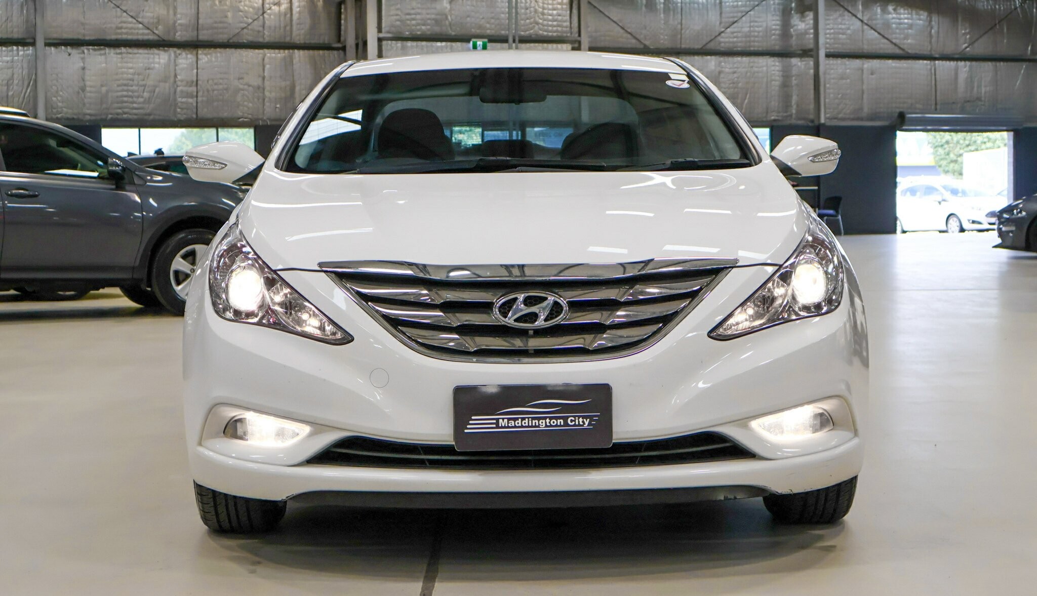 Hyundai I45 image 2