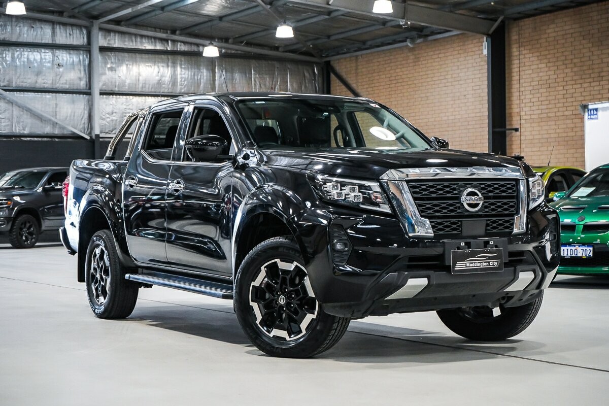 Nissan Navara image 1