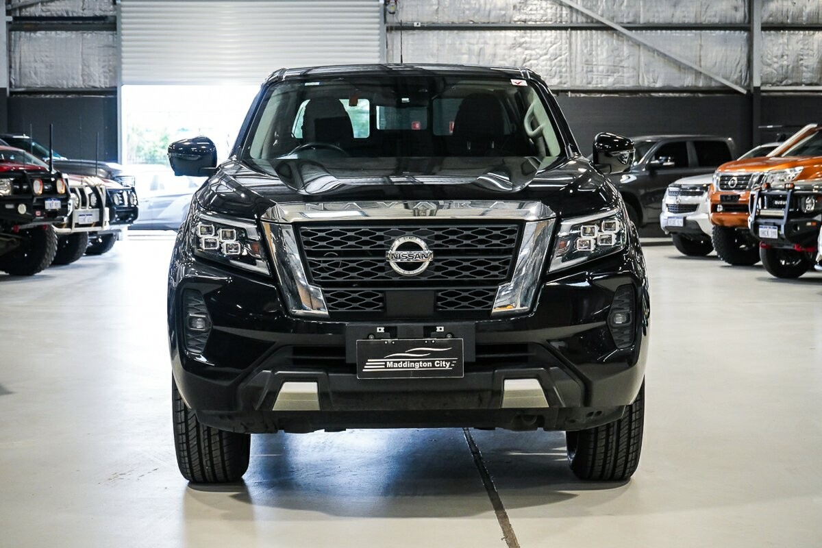 Nissan Navara image 4