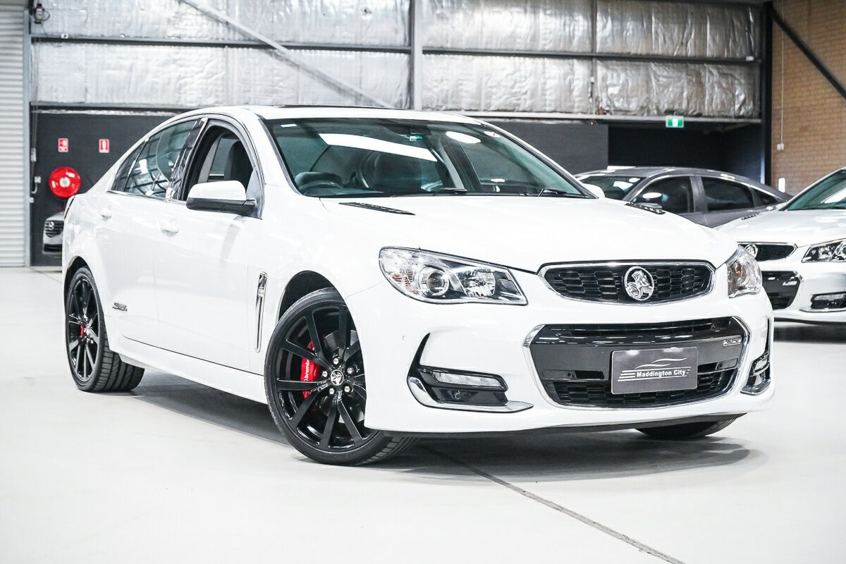 Holden Commodore image 1