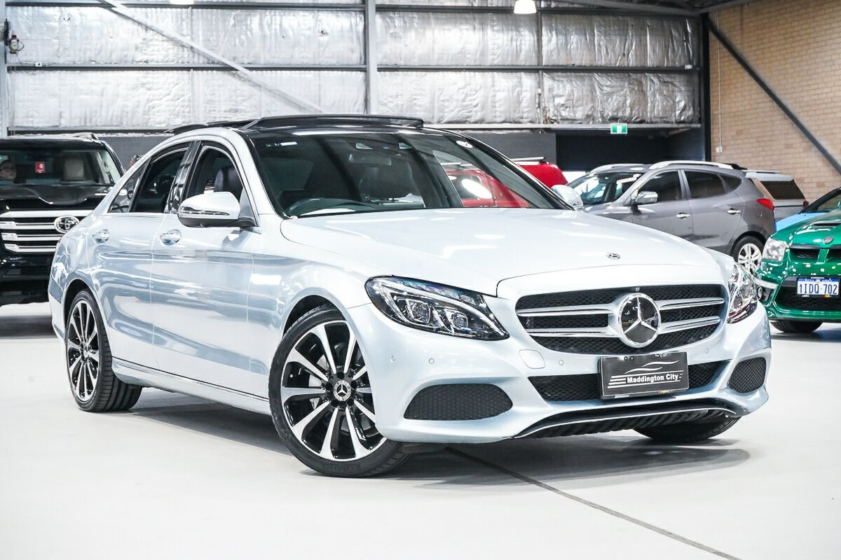 Mercedes Benz C-class image 1