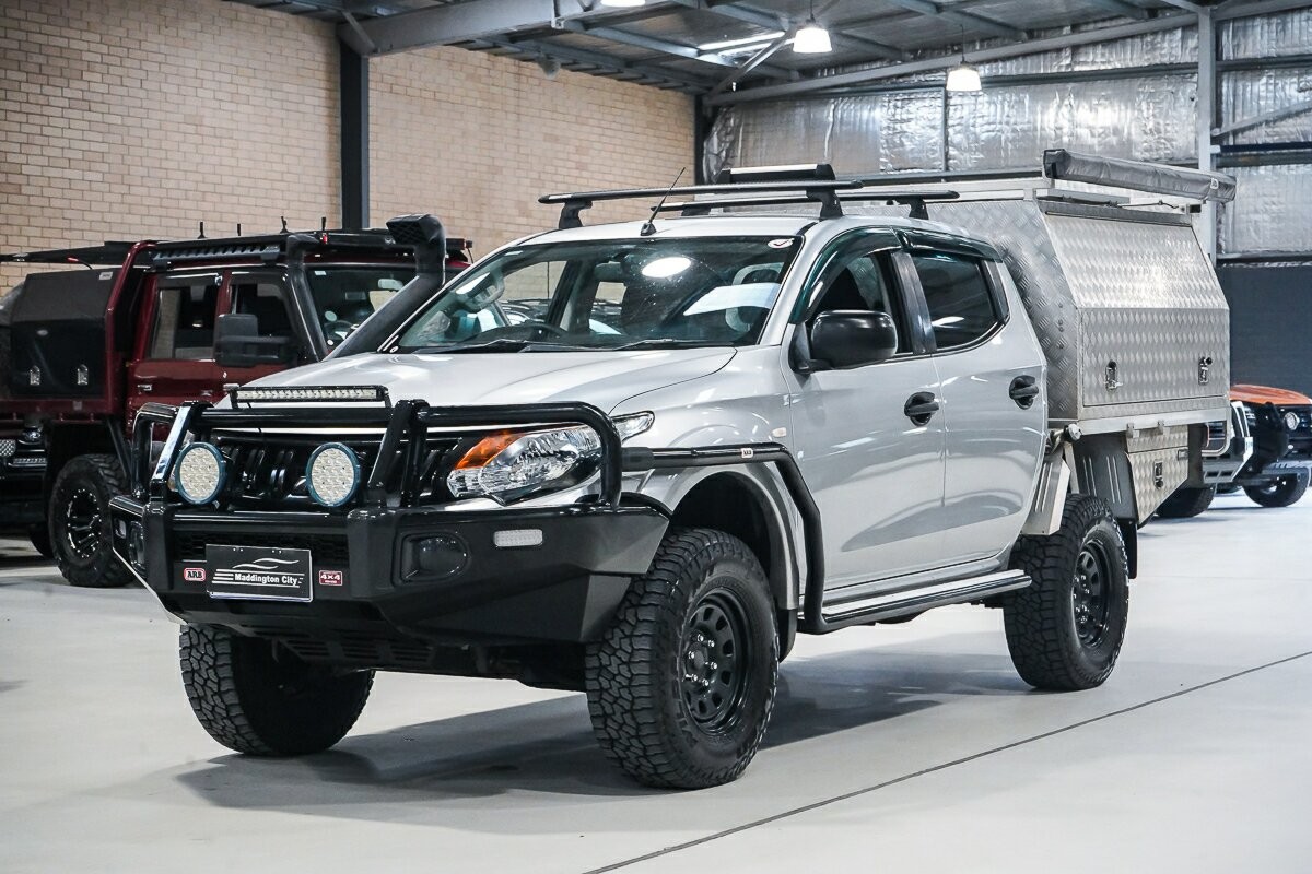 Mitsubishi Triton image 4