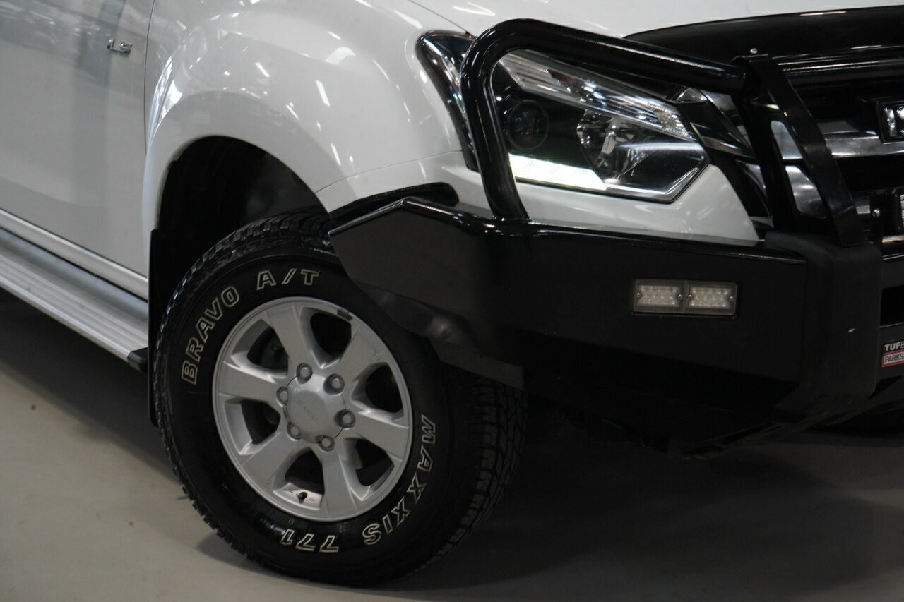 Isuzu D-max image 2