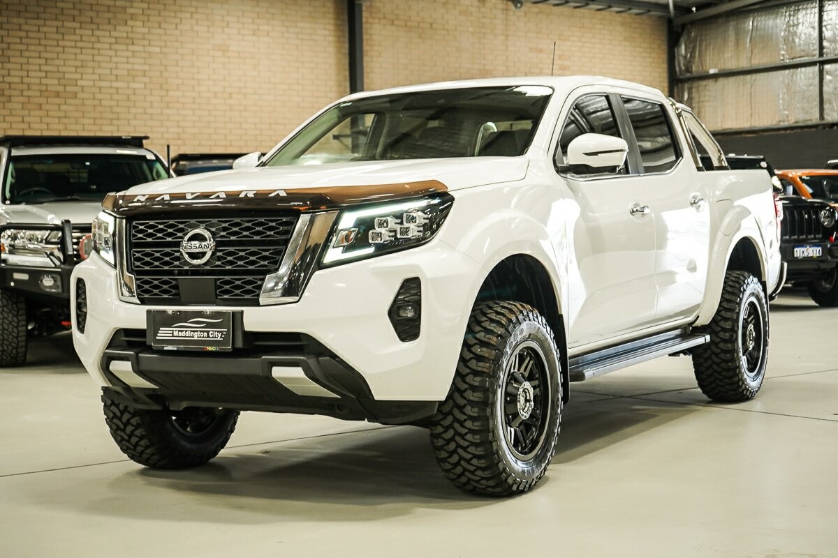 Nissan Navara image 4