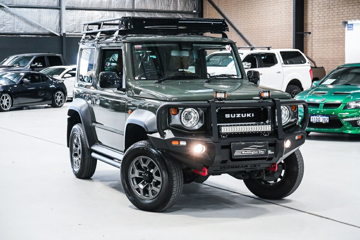 Suzuki Jimny image 1