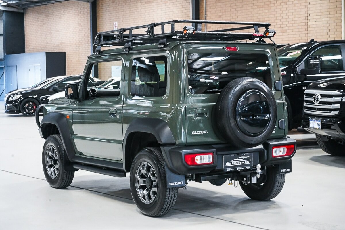 Suzuki Jimny image 4