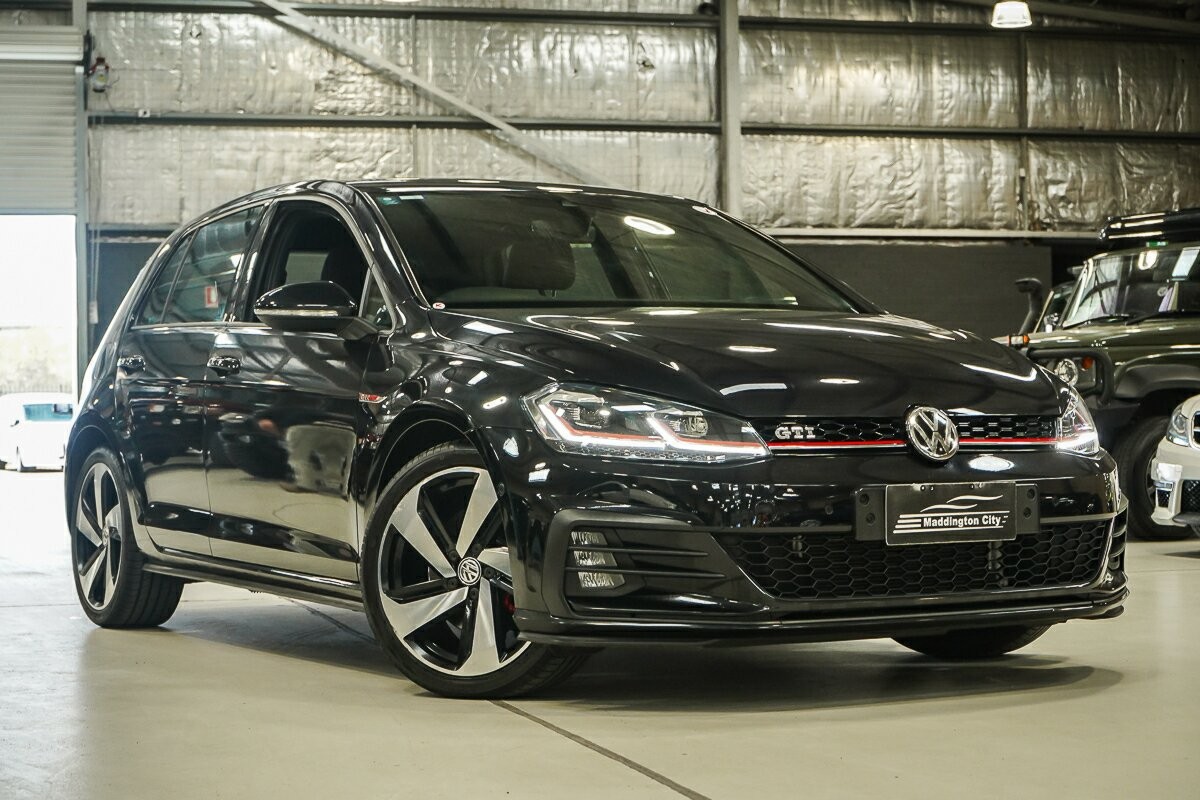 Volkswagen Golf image 1