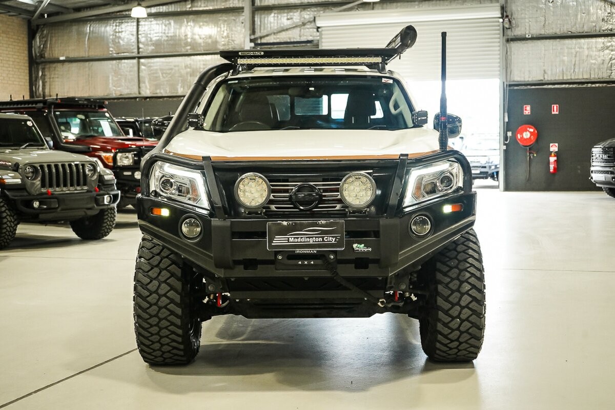 Nissan Navara image 3