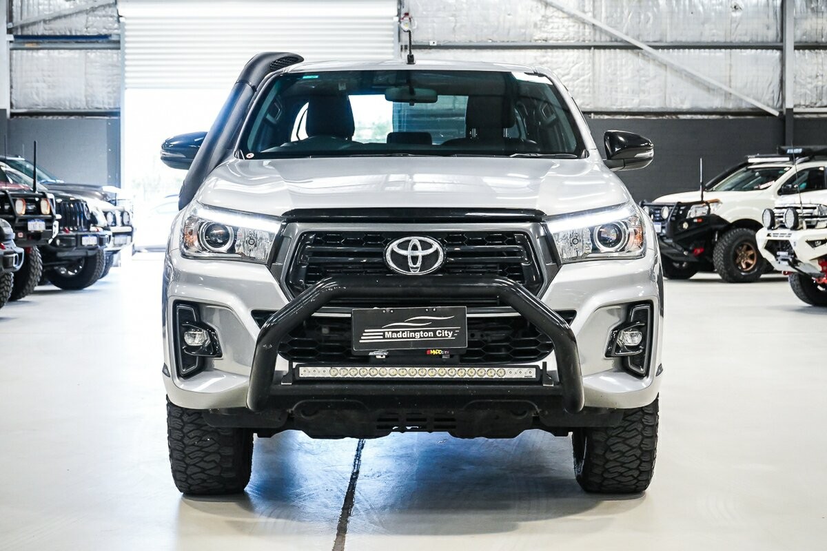 Toyota Hilux image 3