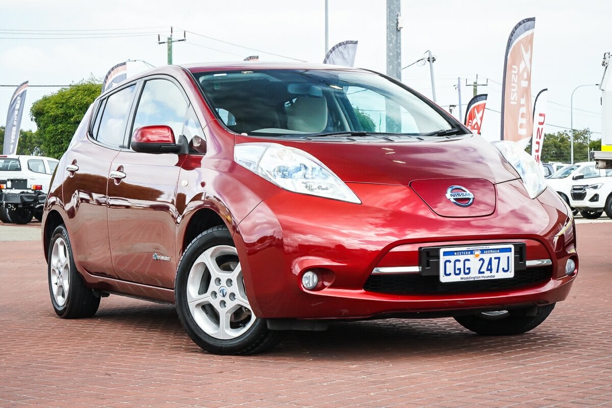 Nissan Leaf image 1