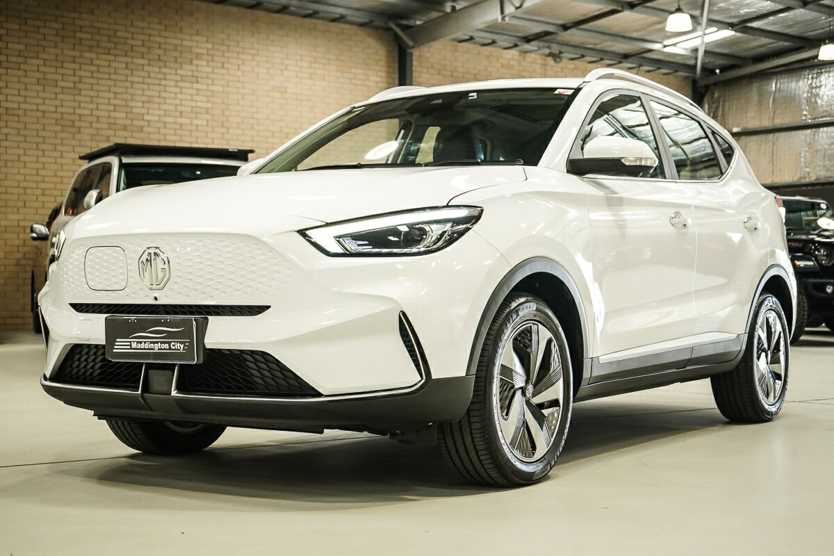 MG Zs Ev image 4