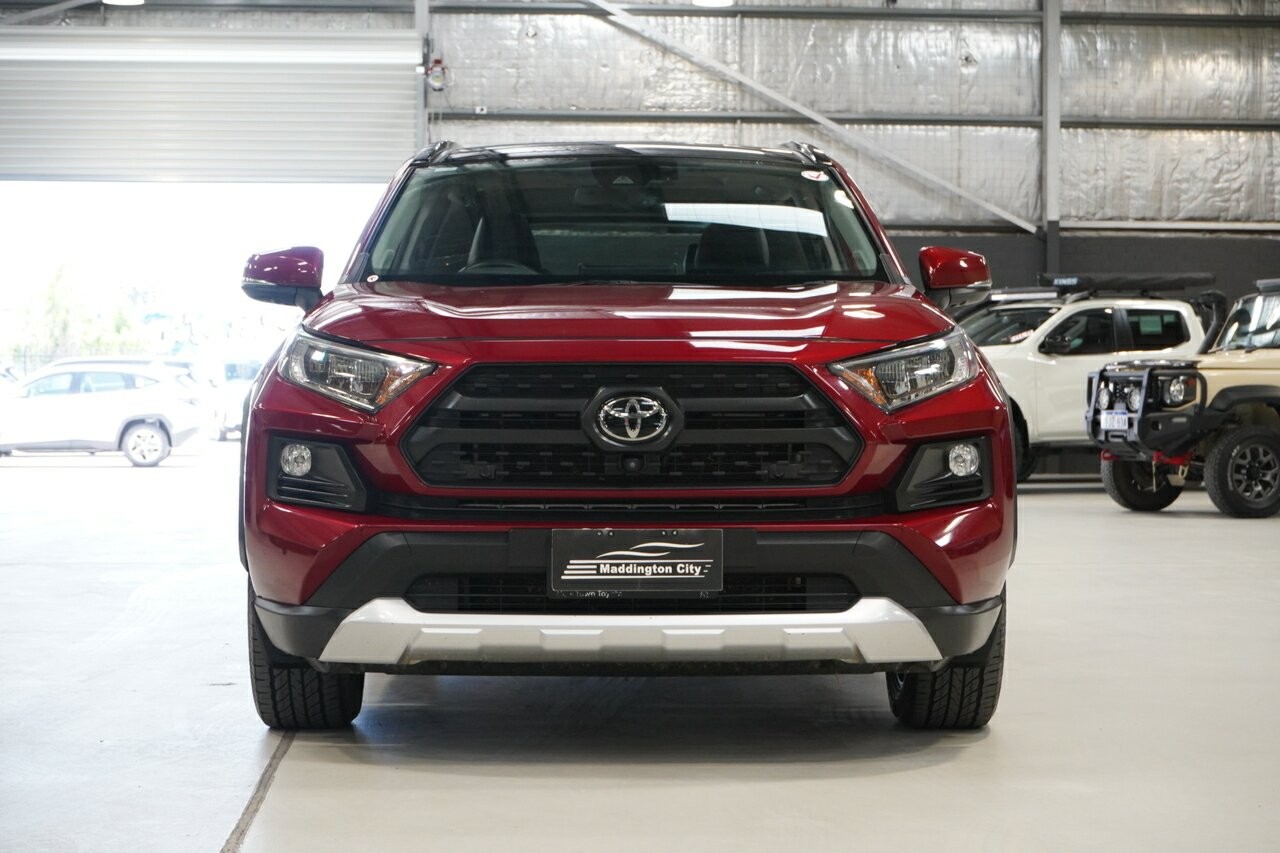 Toyota Rav4 image 4