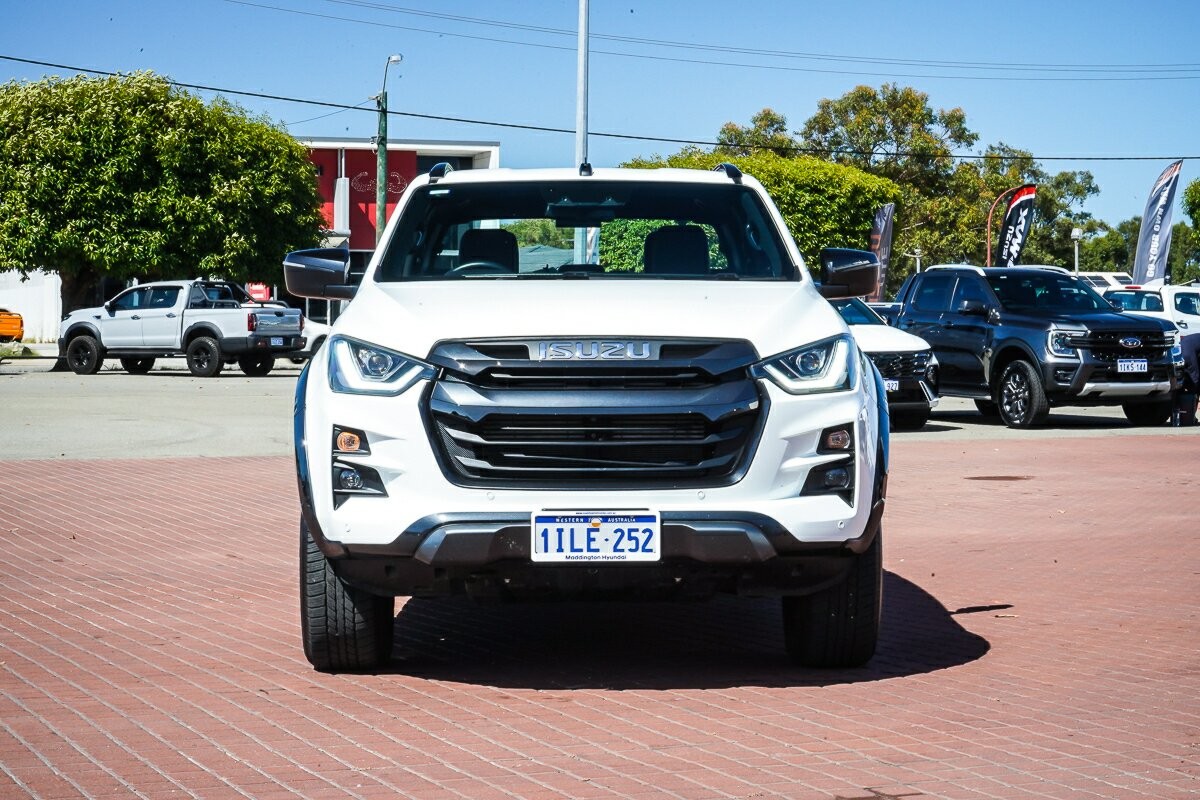 Isuzu D-max image 3