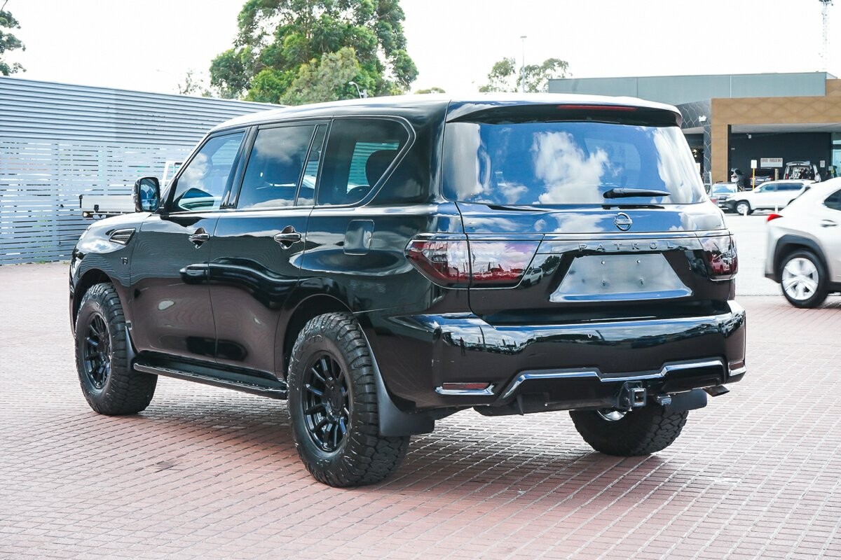 Nissan Patrol image 4