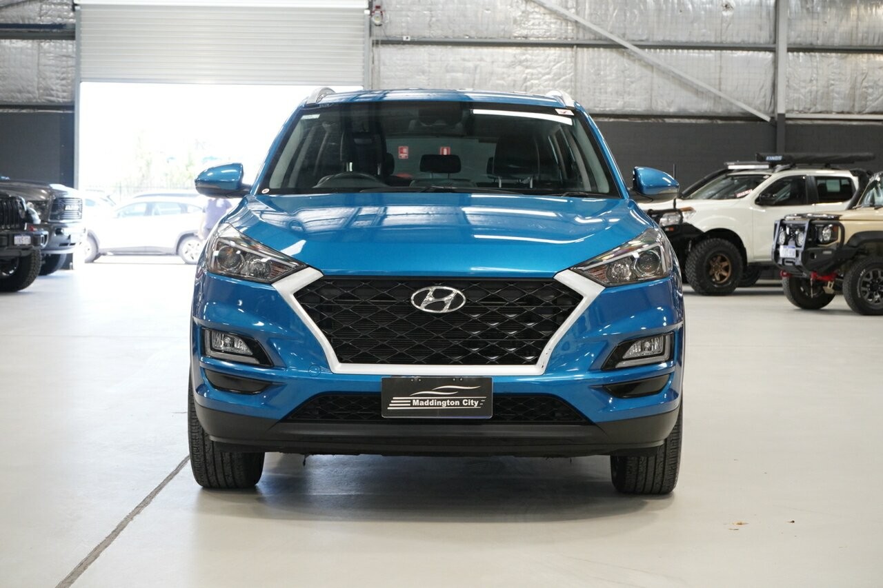 Hyundai Tucson image 3