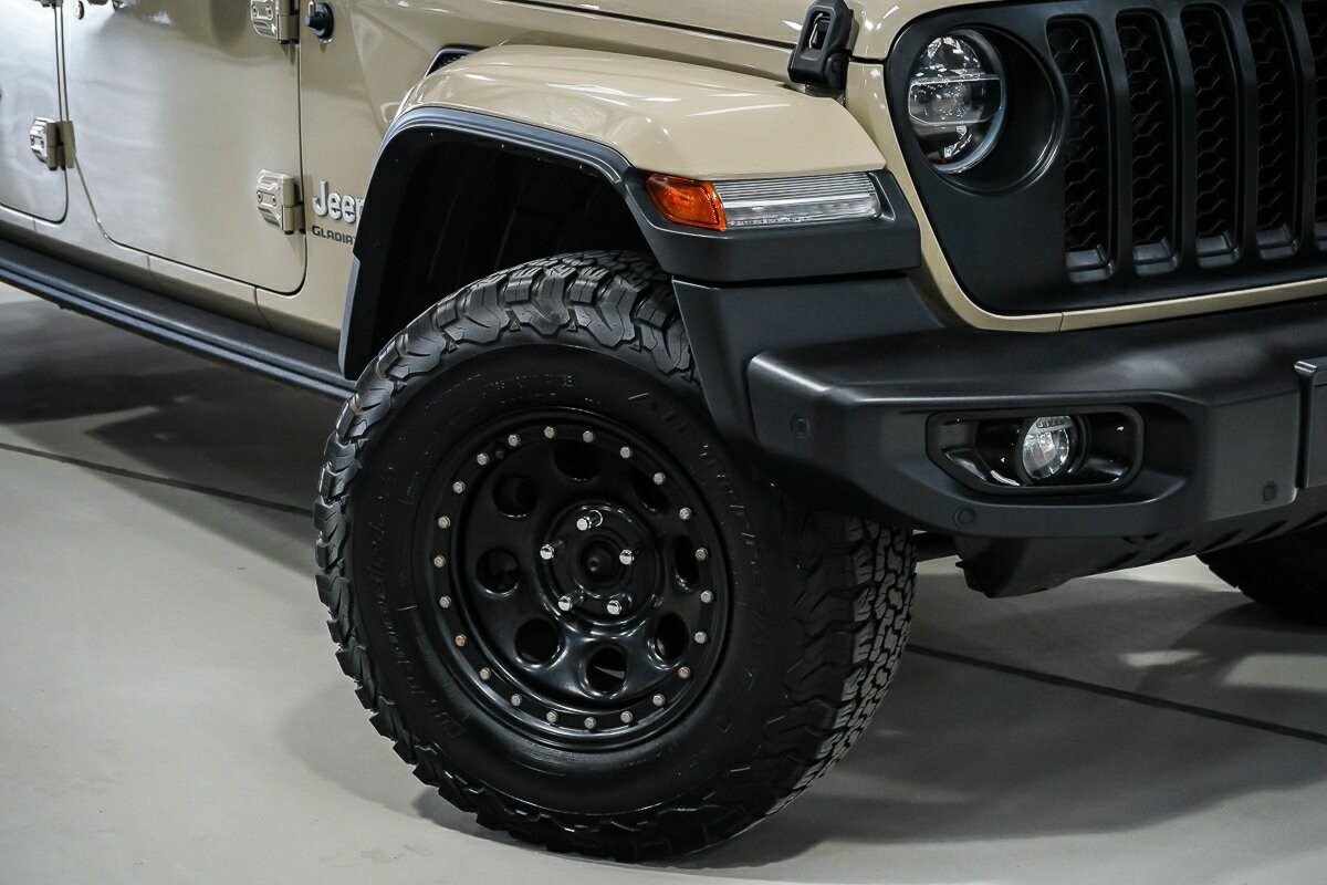 Jeep Gladiator image 2