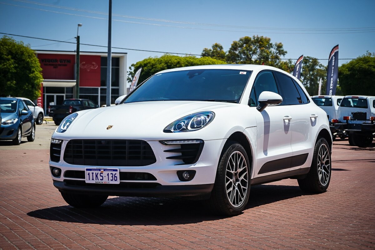 Porsche Macan image 3