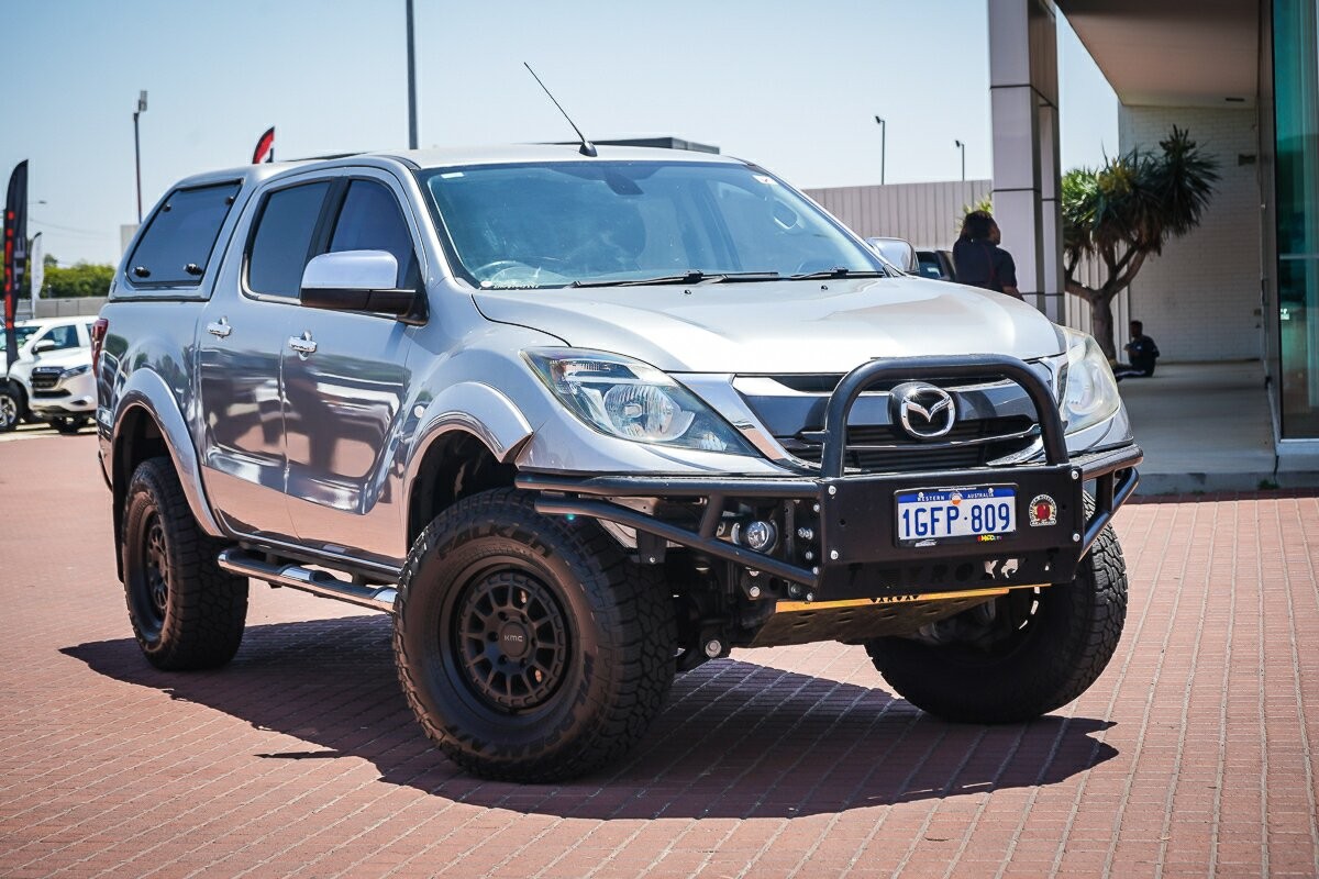 Mazda Bt-50 image 1