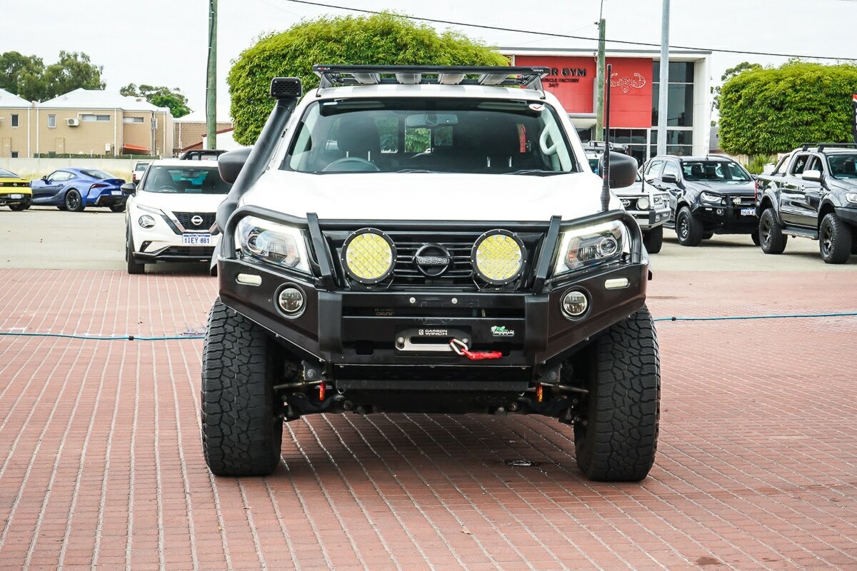 Nissan Navara image 4