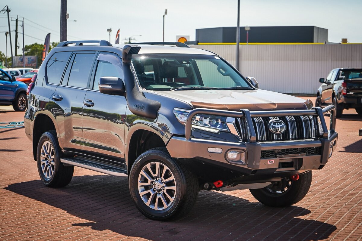 Toyota Landcruiser Prado image 1