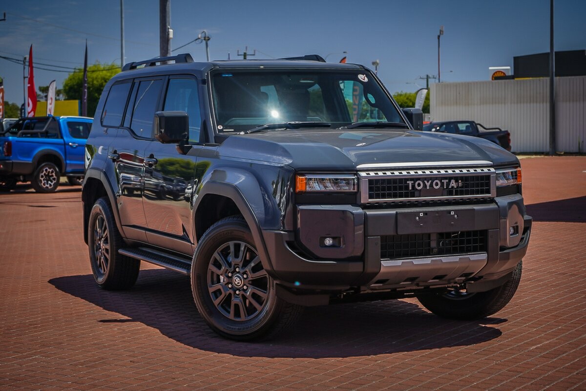 Toyota Landcruiser Prado image 1