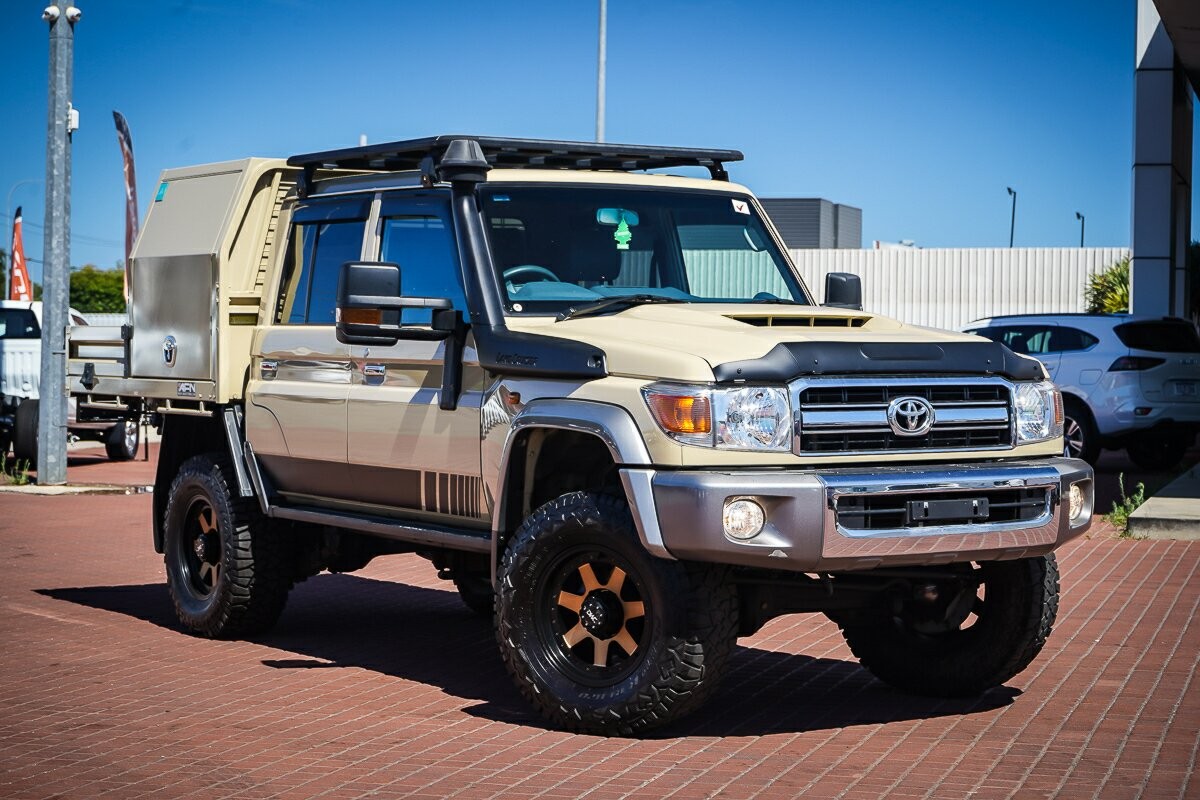 Toyota Landcruiser image 1