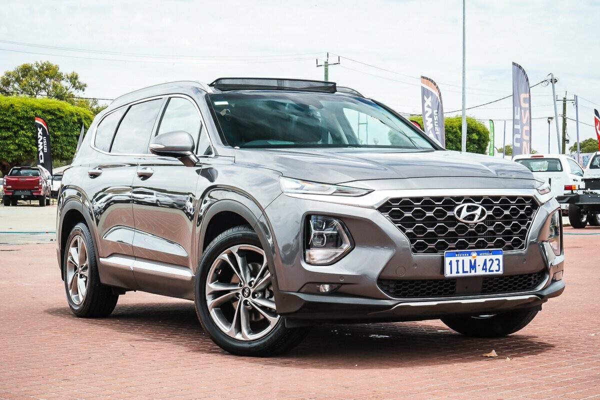 Hyundai Santa Fe image 1