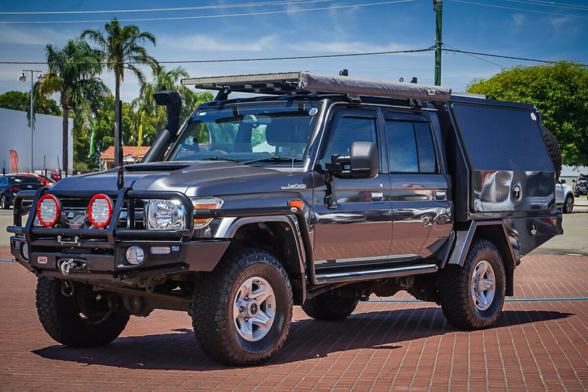 Toyota Landcruiser image 3