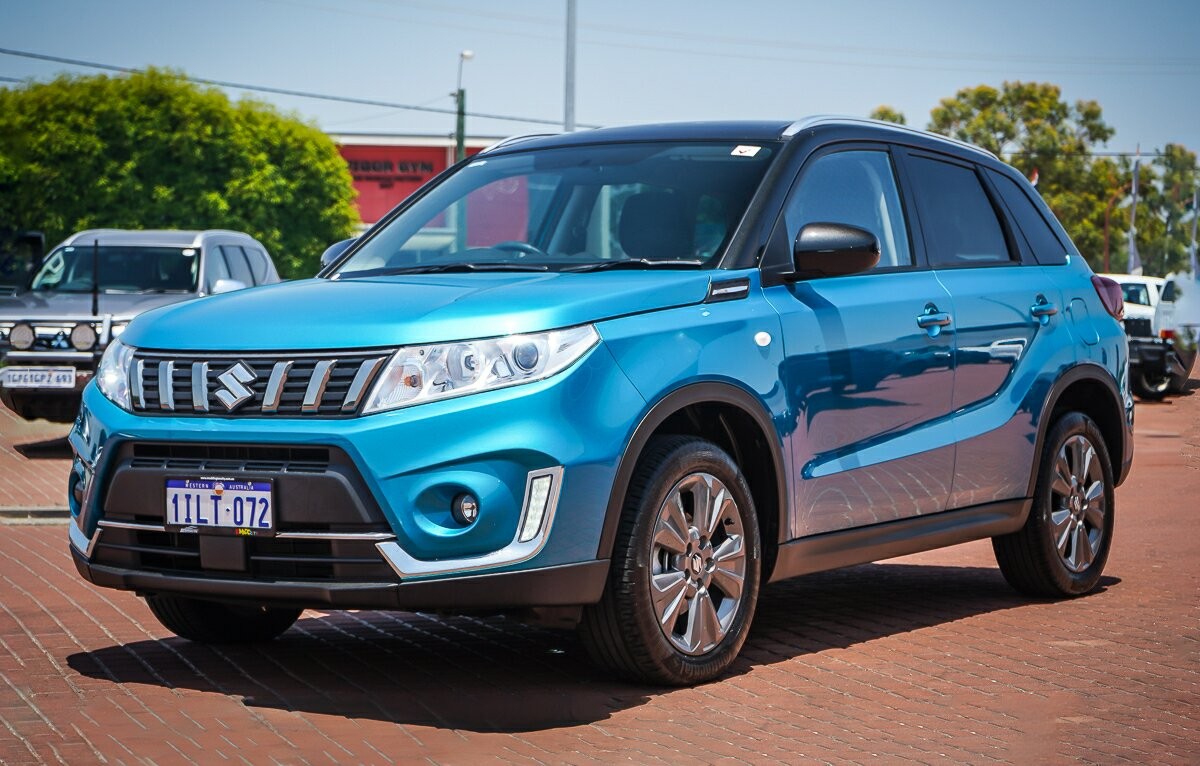 Suzuki Vitara image 3