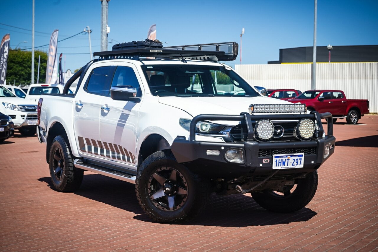 Mazda Bt-50 image 1