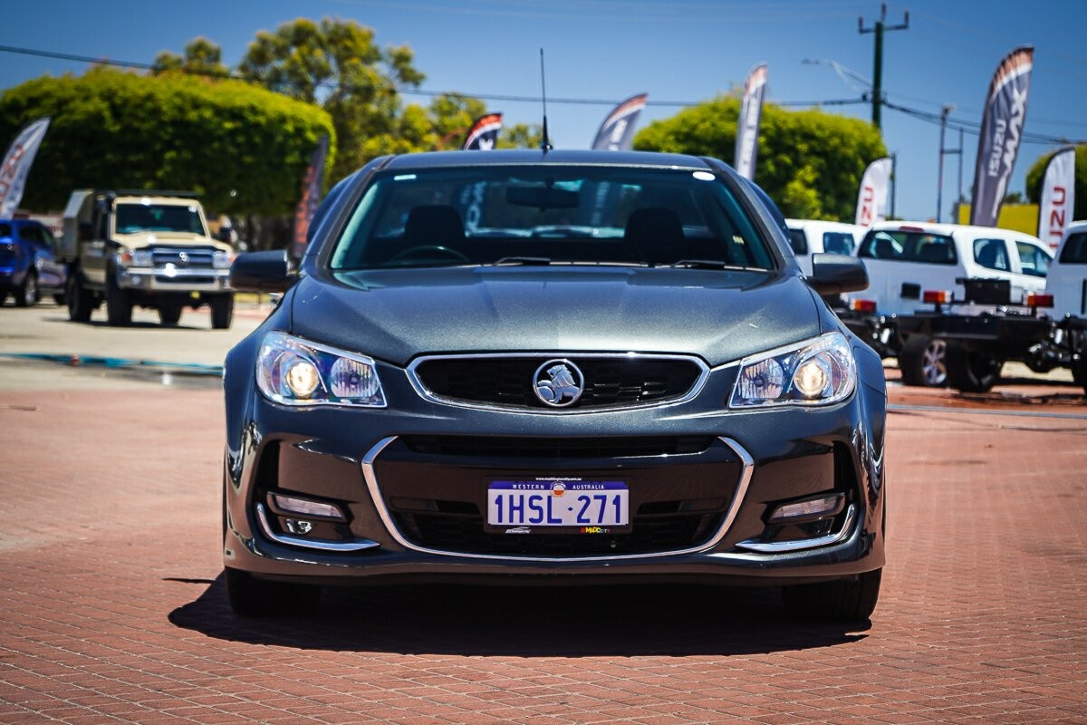 Holden Ute image 2