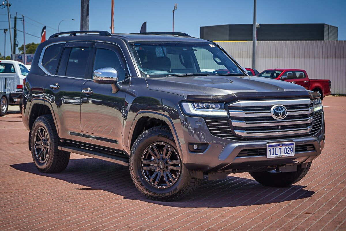 Toyota Landcruiser image 1